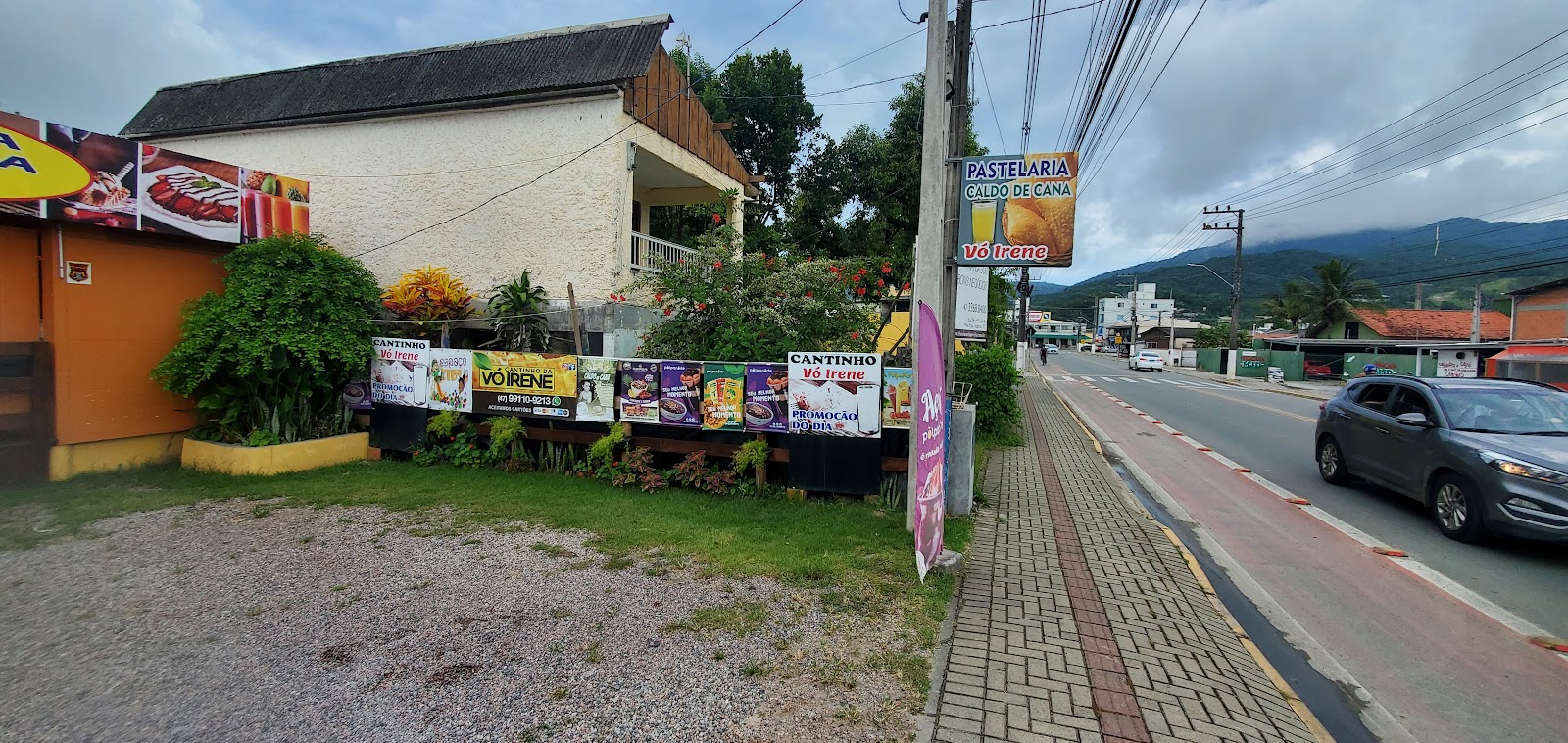Grandma Irene's Burger, Pastel, Snack, Acai & Natural Juice Bar 3